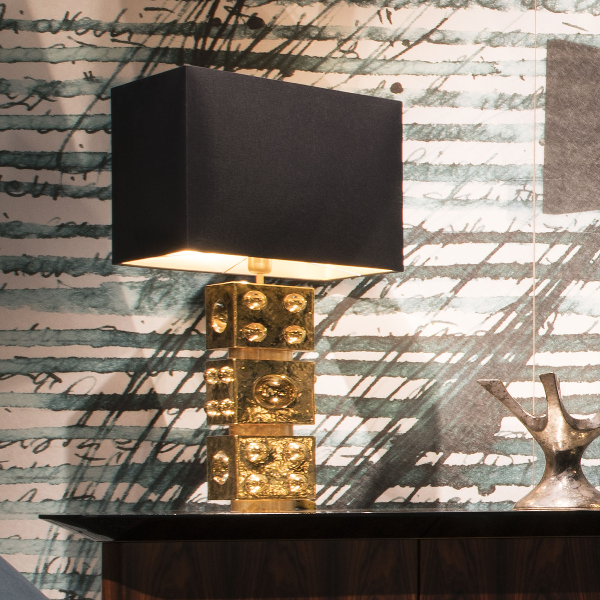 Adam - Table lamp with shade